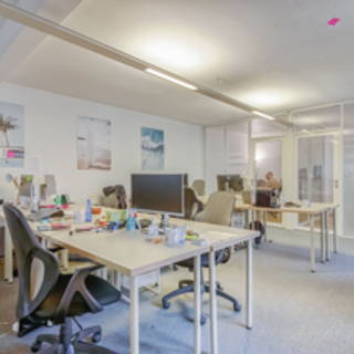 Bureau privé 90 m² 22 postes Coworking Rue Henry Monnier Paris 75009 - photo 2
